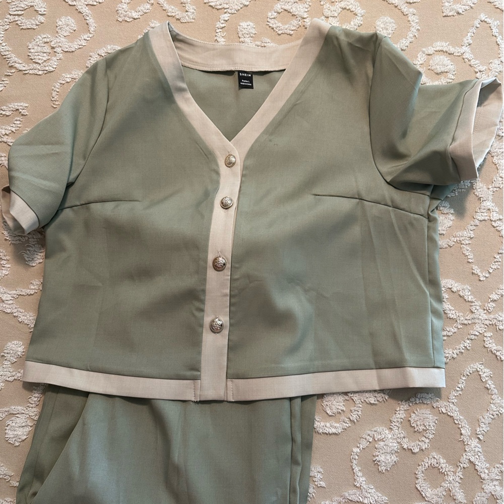 SHEIN Sage Green Two-Piece Pantsuit with Cream Trim